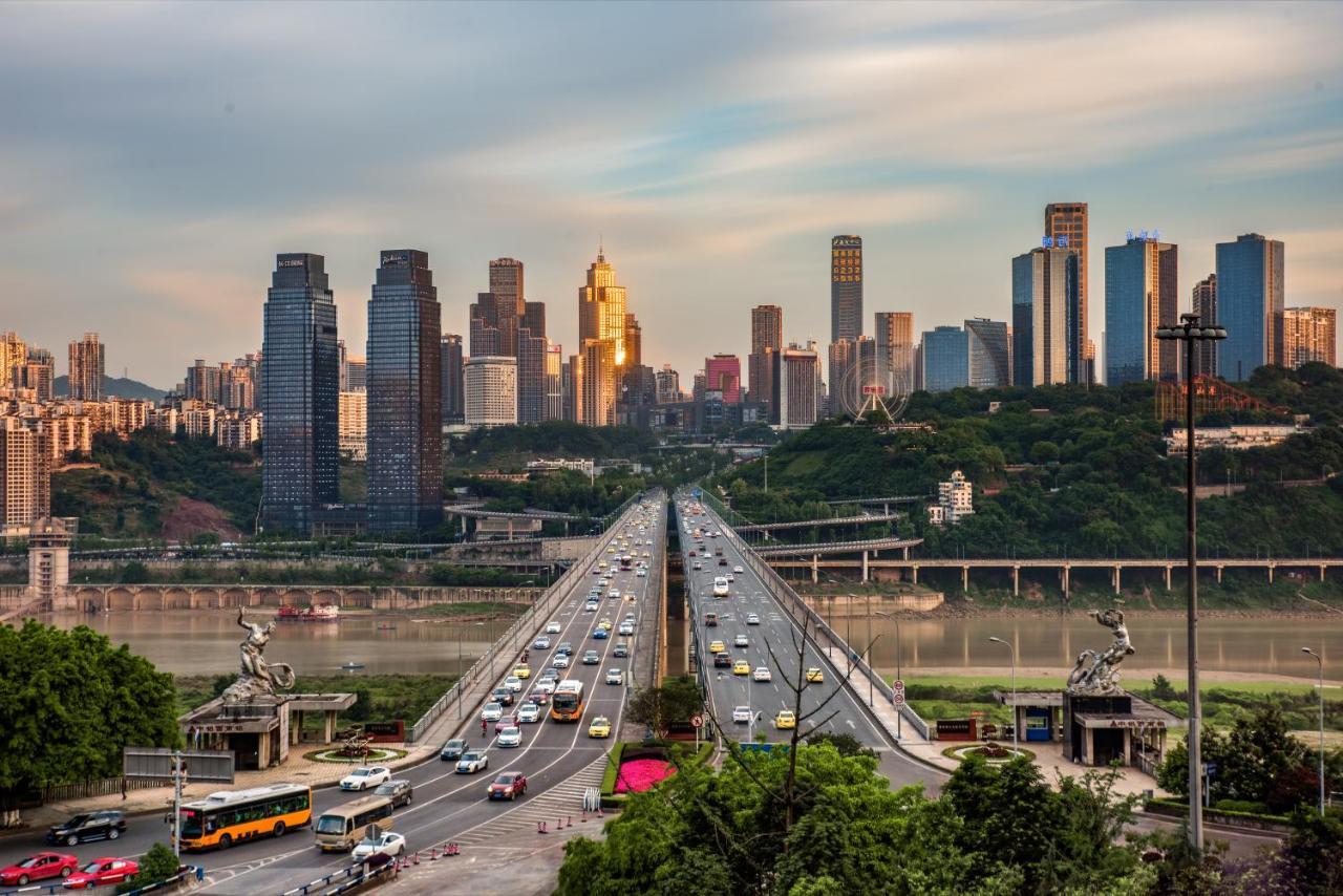 Radisson Blu Plaza Chongqing - Free 2 Bottle Of Local Beer Per Room During Stay Экстерьер фото