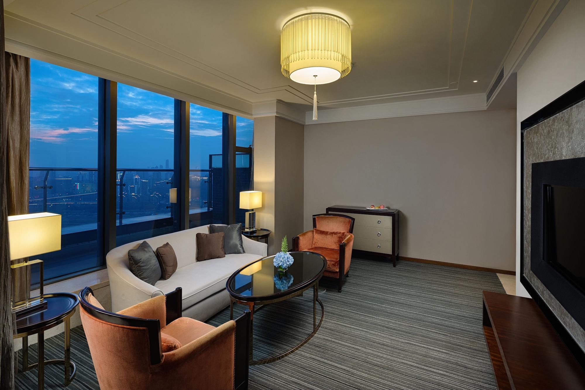 Radisson Blu Plaza Chongqing - Free 2 Bottle Of Local Beer Per Room During Stay Экстерьер фото