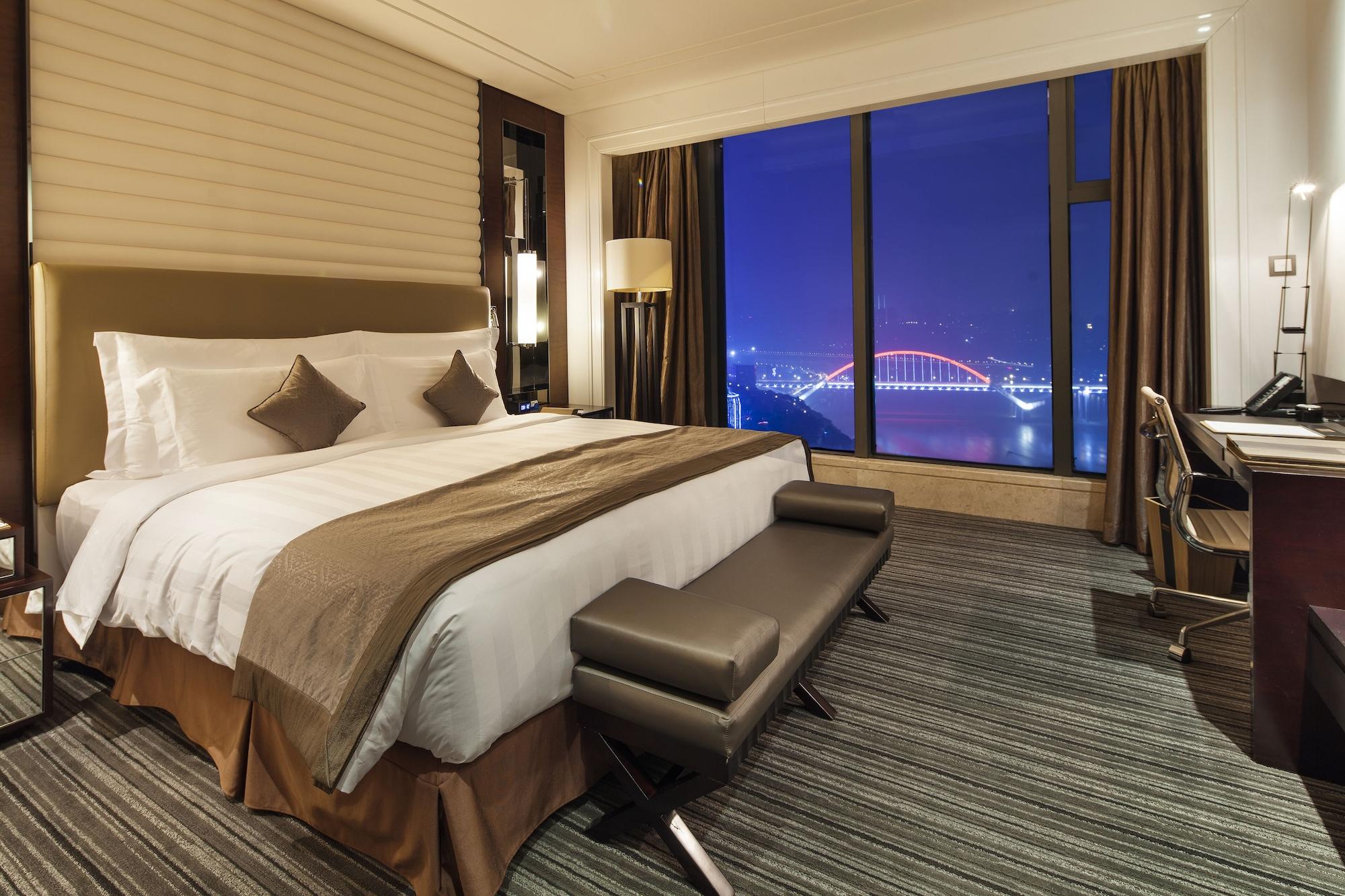 Radisson Blu Plaza Chongqing - Free 2 Bottle Of Local Beer Per Room During Stay Экстерьер фото