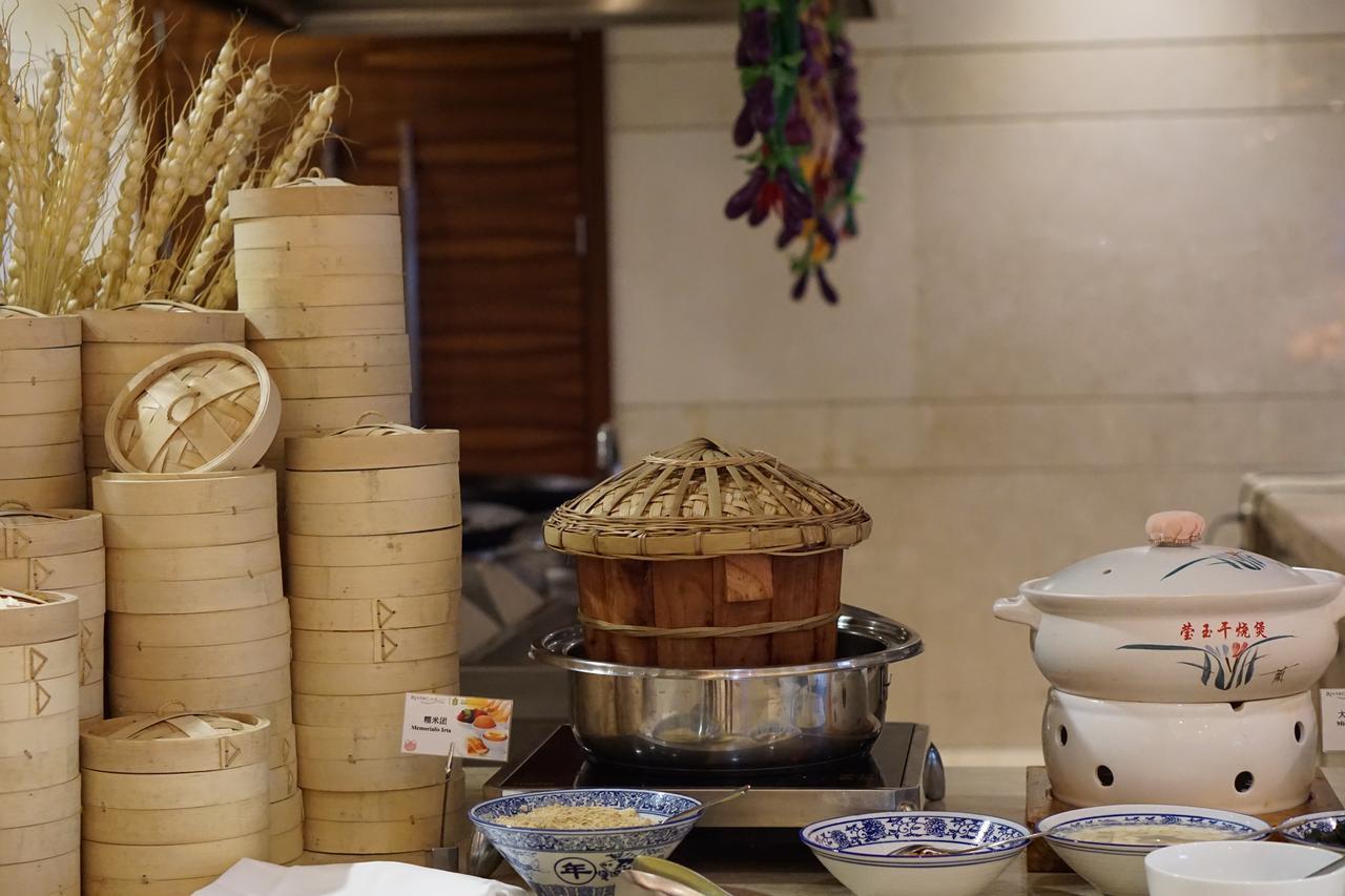 Radisson Blu Plaza Chongqing - Free 2 Bottle Of Local Beer Per Room During Stay Экстерьер фото